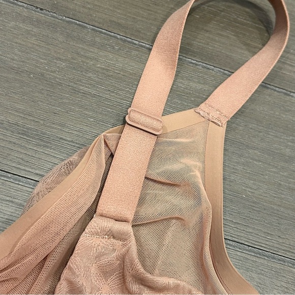 Chantelle Stella Lace Unlined Bra - Picture 7 of 9